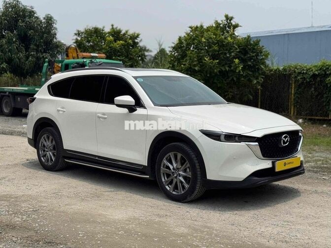 Mazda CX-8 Luxury 2025 Trắng 7 chỗ 19.000km