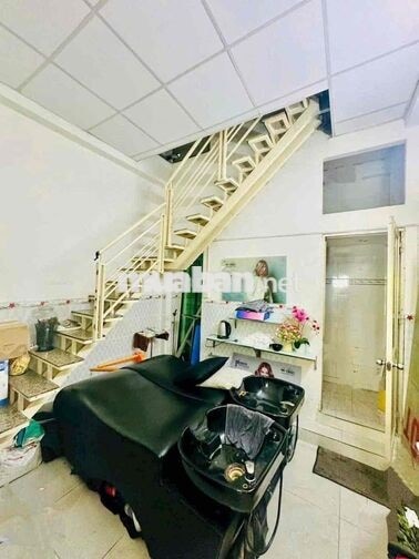 Nhà nguyên căn MẶT TIỀN hiếm 4x13 1 trệt 1 lầu 3 PN 2WC