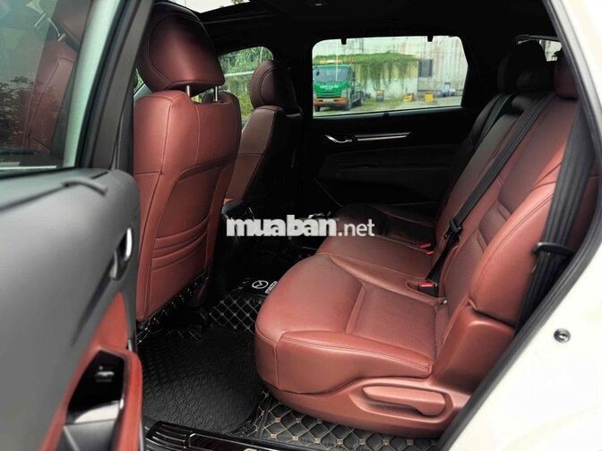Mazda CX-8 Luxury 2025 Trắng 7 chỗ 19.000km