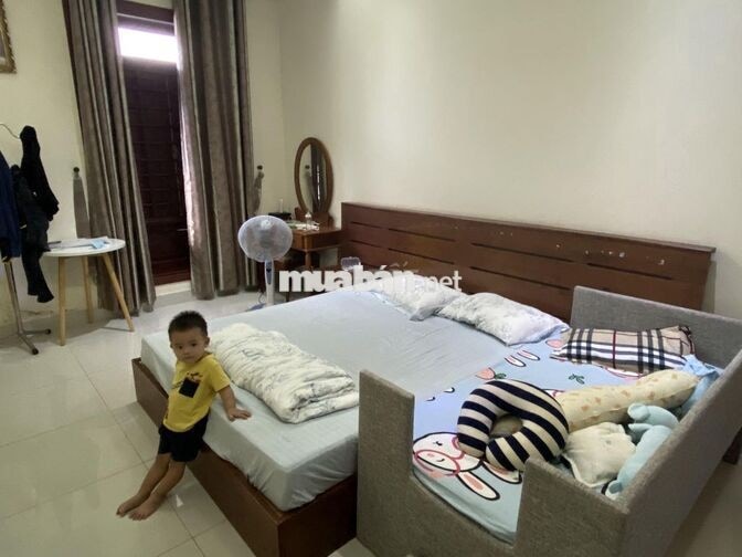 NHÀ ĐƯỜNG HOÀNG DIỆU DIỆN TÍCH: 7X16M TRỆT 3 LẦU CHO THUÊ