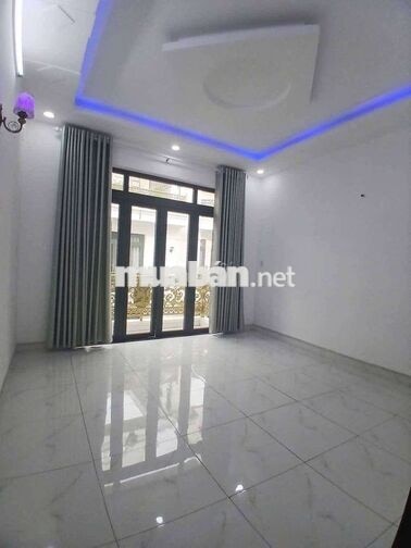 Nhà 1 trệt 3 lầu hẻm 151 liên khu 4/5 BHH B bình tân