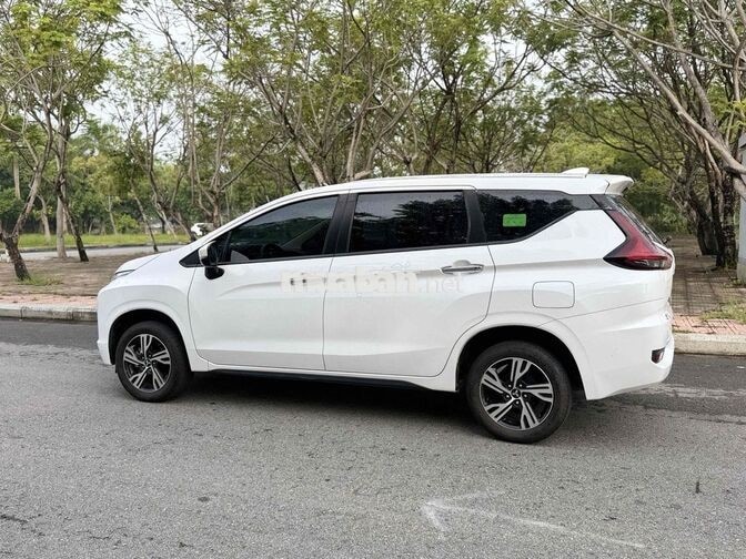 Mitsubishi Xpander 2024 Trắng Số sàn 7 chỗ