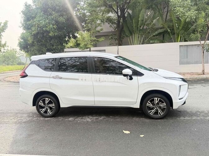 Mitsubishi Xpander 2024 Trắng Số sàn 7 chỗ