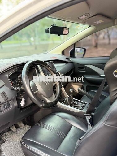 Mitsubishi Xpander 2024 Trắng Số sàn 7 chỗ