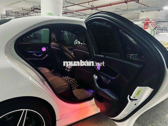 CẦN BÁN XE MẸC C300 - 2016