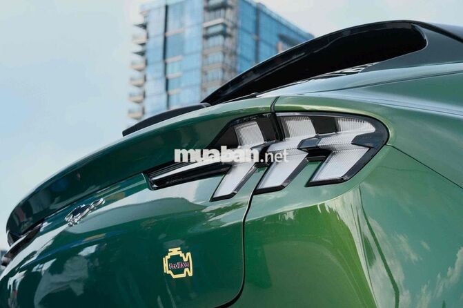 Ford Mustang Mach-E SUV thuần điện