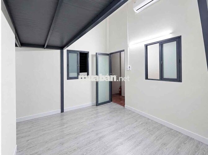 🔥PHÒNG GÁC TẦNG TRỆT SẴN MÁY LẠNH_GẦN CV HOÀNG VĂN THỤ_KHU SÂN BAY