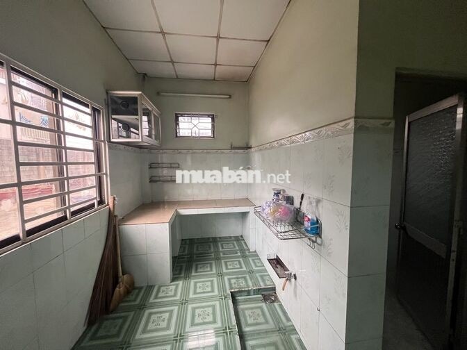 CHO THUÊ XƯỞNG 700M QUỐC LỘ 1K DĨ AN CÓ VĂN PHÒNG