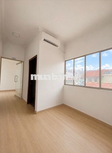 Văn Phòng 30m2 Nguyễn Thị Minh Khai, full máy lạnh, đối diện VTV