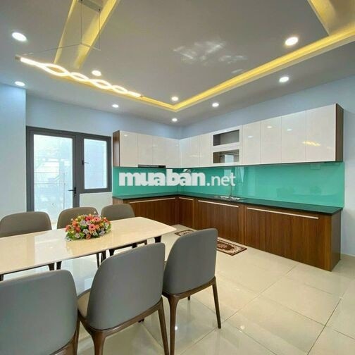 Cho thuê nhà HXH 221/3B Trần Quang Khải, P. Tân Định, Quận 1
