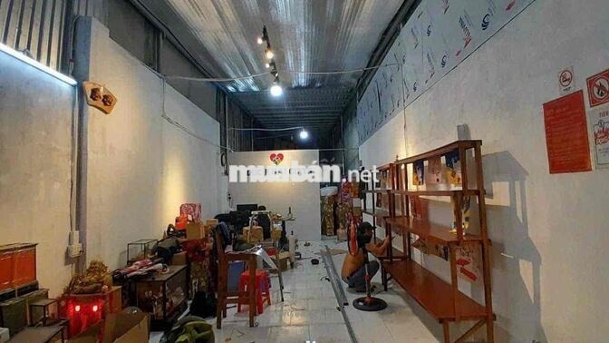 - GÓC CHO THUÊ !  - MT NHÀ XƯỞNG CẠNH QL 13 THỦ ĐỨC   - DT : 4m x 25m
