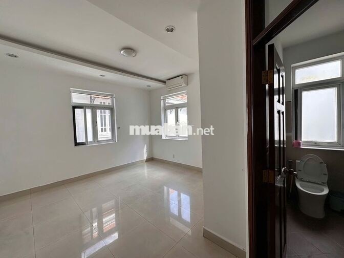 NHÀ ĐƯỜNG NGUYỄN MINH HOÀNG DIỆN TÍCH: 8X20M TRỆT 2 LẦU CHO THUÊ