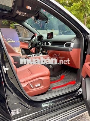 Mazda CX-8 2.5 Signature AWD 2025 Đen 7 chỗ