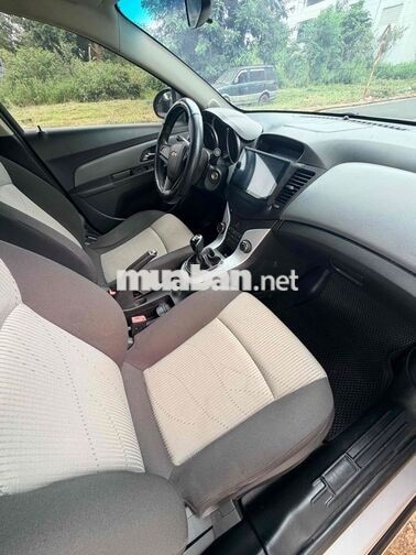 Chevrolet Cruze 2015 Bạc MT