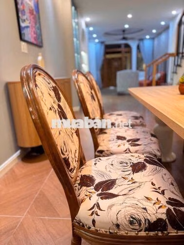 CHO THUÊ NHÀ 2 TẦNG ĐẸP - KHU VỰC HẢI CHÂU