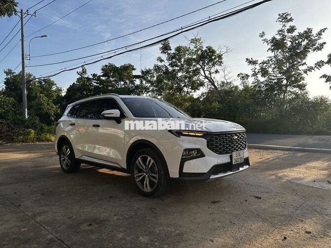 Ford Territory Trắng 12.900 km Việt Nam