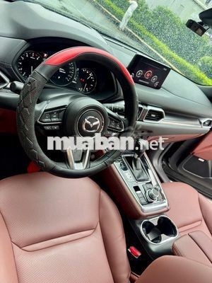 Mazda CX-8 2.5 Signature AWD 2025 Đen 7 chỗ