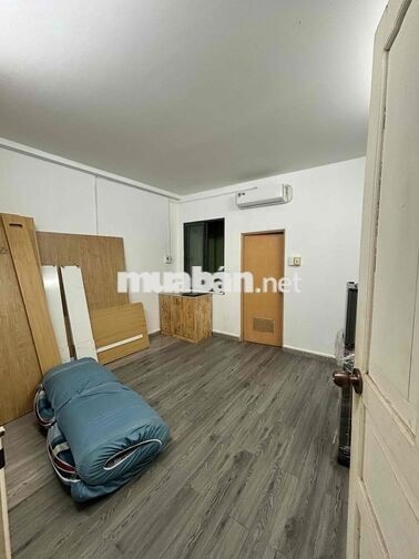 Phòng 30m2_ Sudio cửa sổ giếng trời_ 43 Cù Lao
