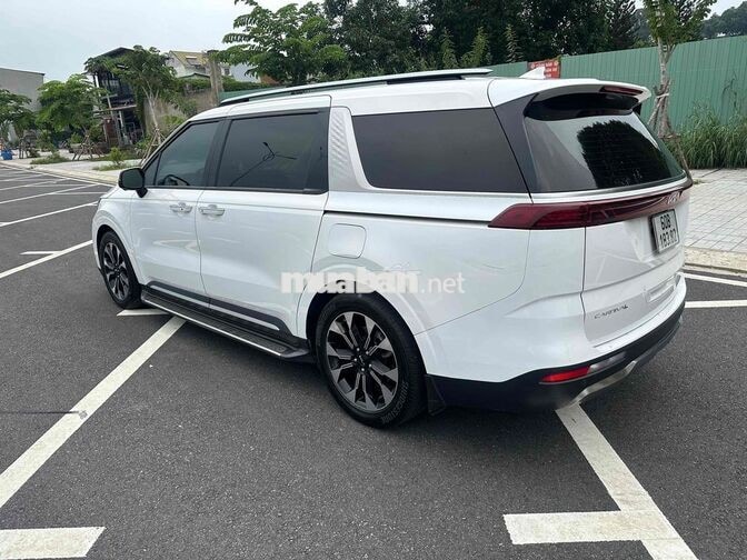 🚀🚀🚀Kia Carnival Signature 2022 Trắng Tự động