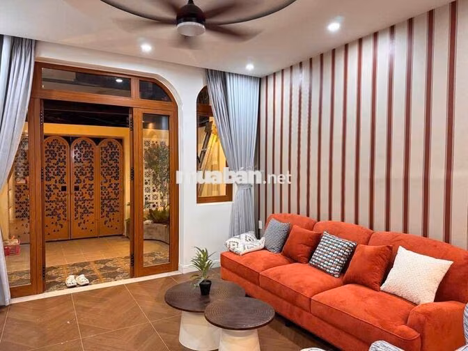 CHO THUÊ NHÀ 2 TẦNG ĐẸP - KHU VỰC HẢI CHÂU