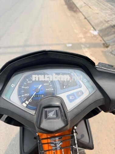 Honda Air Blade Thể thao Đen cam