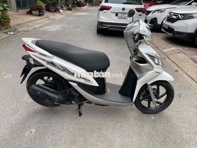 Honda Vision Trắng Ngọc Trinh bstp xe zin