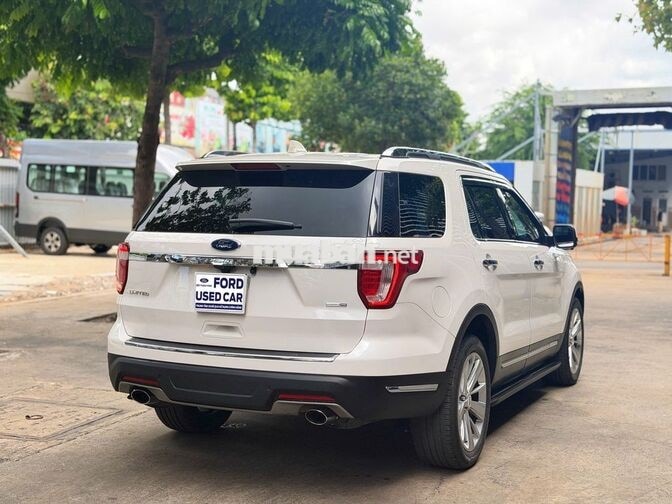 Ford Explorer 2.3 EcoBoost 2020 Trắng Mỹ