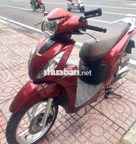 Honda Vision 2024 Cao Cấp màu Đỏ