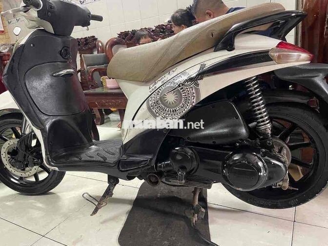 Piaggio Liberty Fi Trắng Xăng
