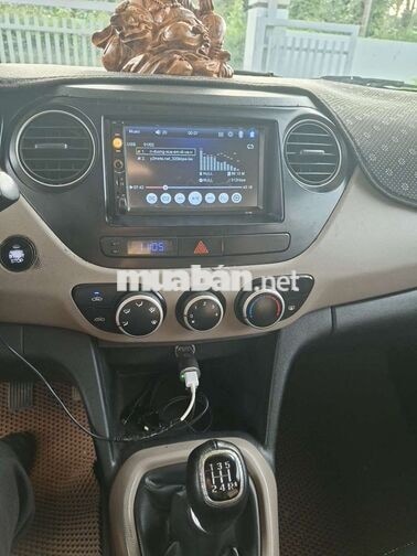 Hyundai Grand i10 2016 Hatchback Bạc