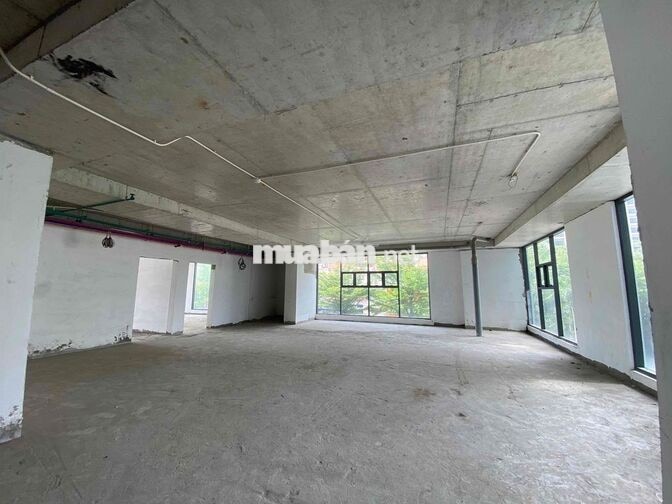 CHO THUÊ BUILDING SỬ DỤNG 2.400M2 MẶT TIỀN 10M TRỤC TRUNG TÂM QUẬN 10