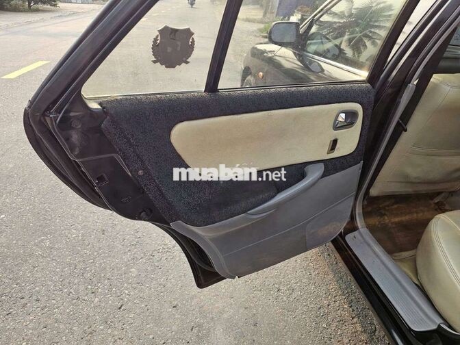 Mazda 626 2001 Số sàn Đen