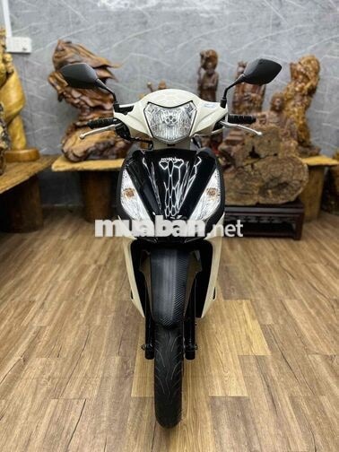 Honda Vision dàn áo liền lạc, máy móc bao êm