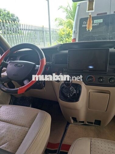 Ford Transit Luxury 2016 16 chỗ Bạc