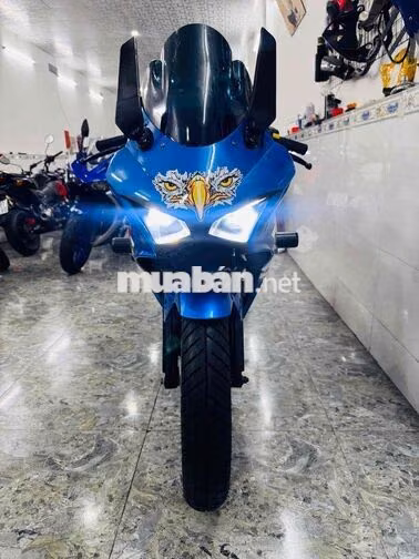 Suzuki GSX150R Xanh 86