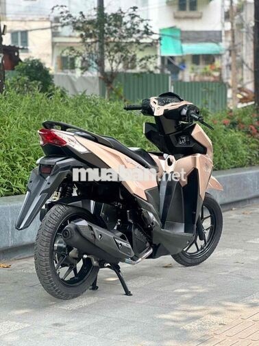 Bán xe vario 150 mẫu củ đời 2018