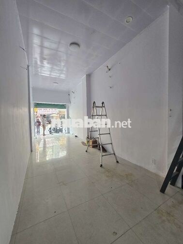 Mặt tiền KD đường Phạm Văn Hai - Có chỗ ở lại