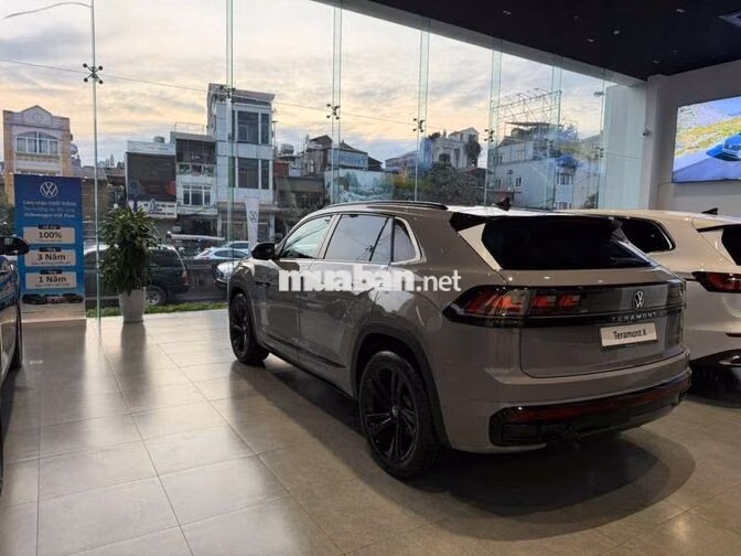 Volkswagen Teramont X Platinum 2.0 AT 2025 Xám