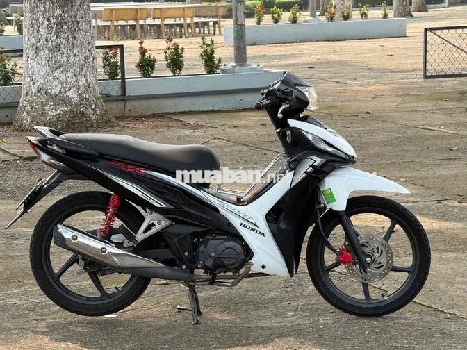 Honda Wave RSX 2022 Trắng đen