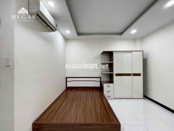 CĂN HỘ MỚI XÂY 30M2 _FULL NỘI THẤT THOÁNG MÁT NẰM NGAY ETOWN CỘNG HOÀ