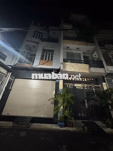 Cho thuê nhà nguyên căn, 1 trệt, 2 lầu và 1 sân thượng
