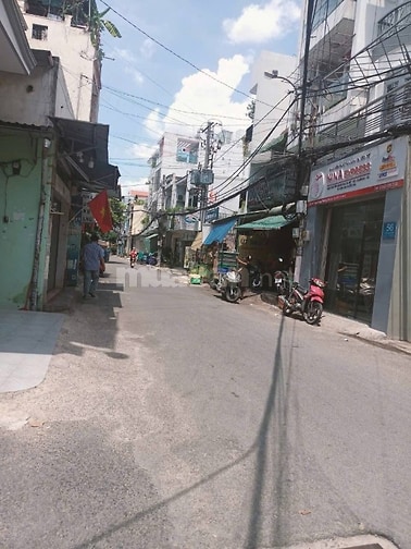 ⭐️Nhà 3 lầu DT:4x15m Mặt tiền kinh doanh Trần Thánh Tông, P15