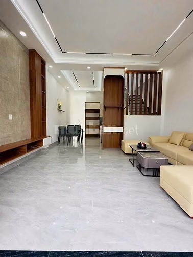 Bán nhà riêng 187m2(6x31), 2PN, giá 1tỷ150, đường Nguyễn Văn Khạ, SHR