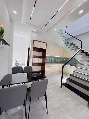 Bán nhà riêng 187m2(6x31), 2PN, giá 1tỷ150, đường Nguyễn Văn Khạ, SHR
