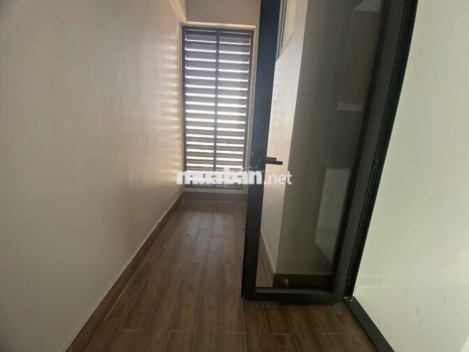 Thuê nhanh 2PN 5tr nhà trống tại Opal Skyline Thuận An