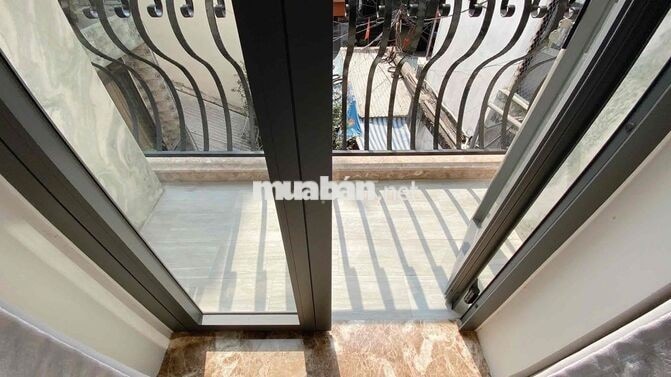 📌CĂN HỘ TRUNG TÂM Q.1, STUDIO BALCONY - THANG MÁY - FULL NỘI THẤT