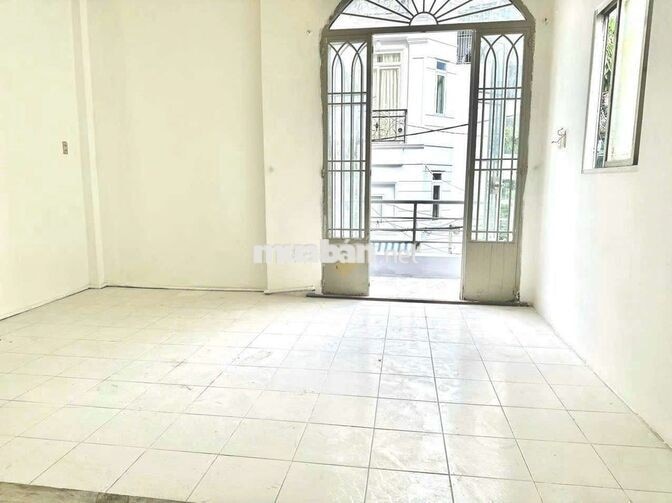 Chịn chủ cho thuê 2 căn nhà giá chỉ 14 triệu xe tải đậu cửa 