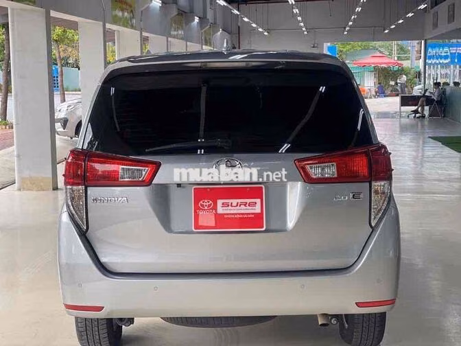 Toyota Innova 2.0E 2021 Số sàn