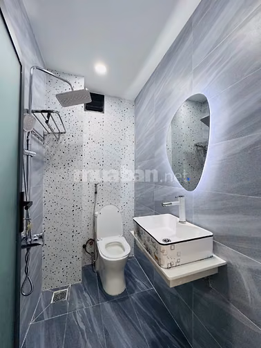 Cần chuyển chỗ học nên bán gấp 