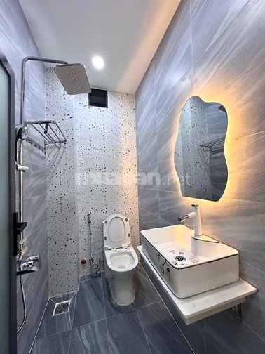 Cần chuyển chỗ học nên bán gấp 